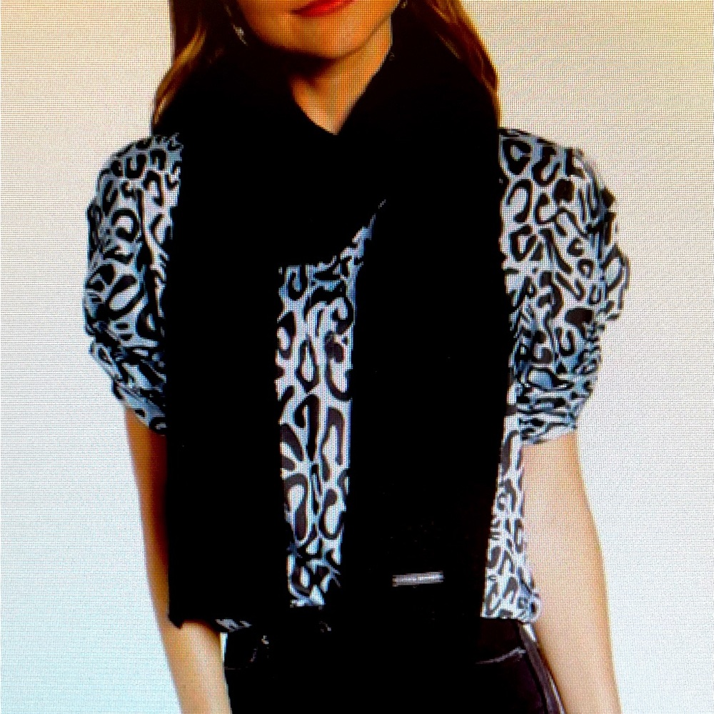 NWT Rebecca Minkoff Traveling Rib black minimalist knit scarf, size 76x10” boho